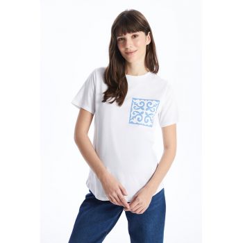 Tricou din bumbac cu decolteu la baza gatului