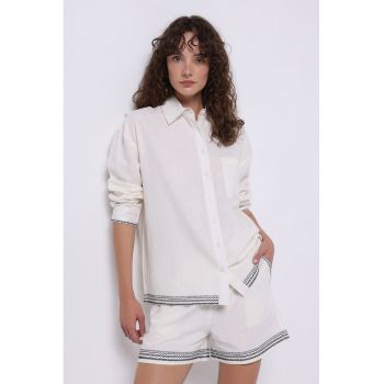 Pantaloni scurti din amestec de in cu snur