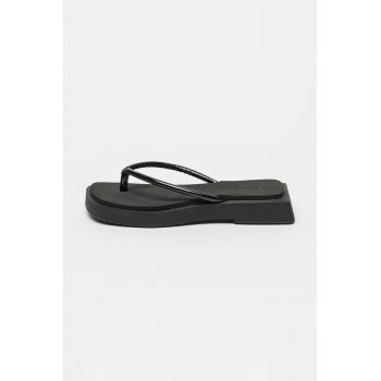 Papuci flip-flop cu model uni