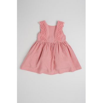 Rochie evazata din amestec de in cu detalou floral brodat
