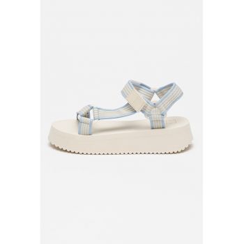 Sandale flatform cu inchidere velcro