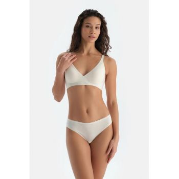 Sutien cu cupe triunghiulare - fara cusaturi
