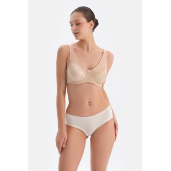 Sutien cu insertii din plasa