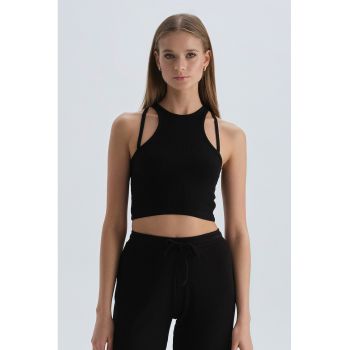 Top crop cu bretele inguste