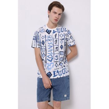 Tricou cu decolteu la baza gatului si imprimeu