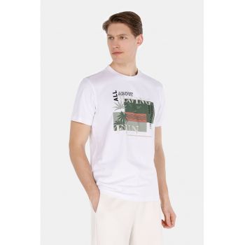 Tricou cu imprimeu grafic