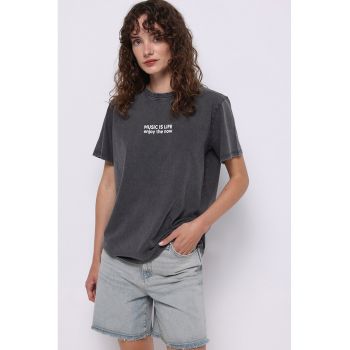 Tricou lejer de bumbac cu model text