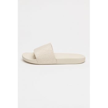 Papuci din material textil cu model monograma