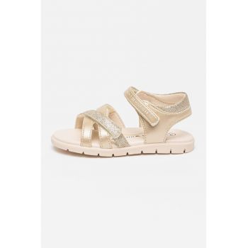 Sandale cu inchidere velcro si talpa plata