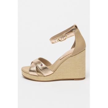 Sandale din piele cu talpa wedge si aspect metalizat