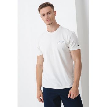 Tricou cu imprimeu pe spate