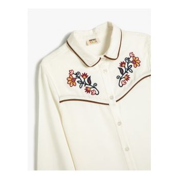 Camasa cu broderie cu model floral