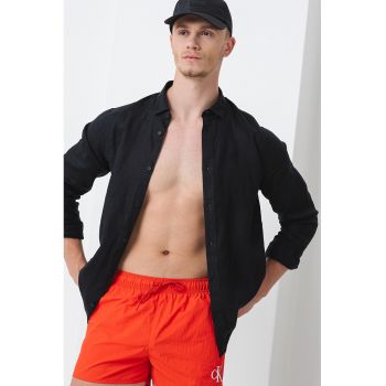 Pantaloni scurti de baie cu imprimeu logo