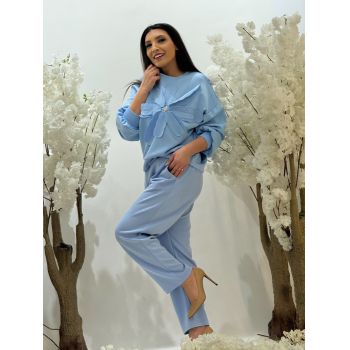 Pantaloni albastri cu buzunare