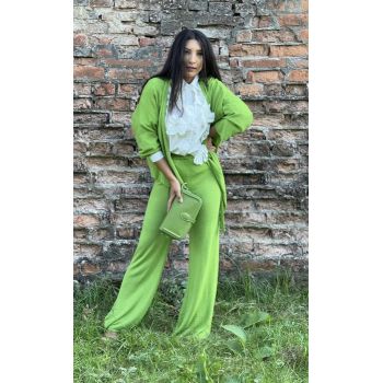 Pantaloni verzi evazati