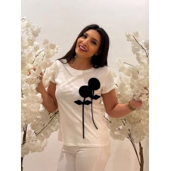 Tricou alb bumbac cu doua flori negre