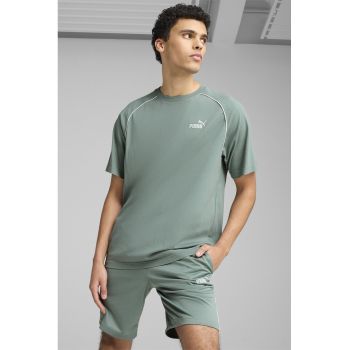 Tricou cu decolteu la baza gatului si maneci raglan