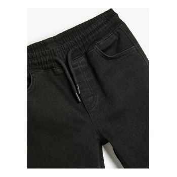Blugi jogger cu talie ajustabila