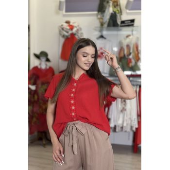Bluza rosie din bumbac in anchior cu floricele aplicate