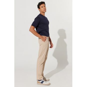 Pantaloni chino relaxed fit