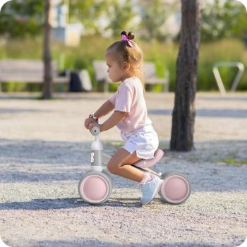 Vehicul Ride On fara pedale Ricokids Cross Country Pink, De la 12 luni, Cadru metalic usor si rezistent, Sezut confortabil din spuma moale, Manere ergonomice antiderapante, Roti din PP rezistent si silentios