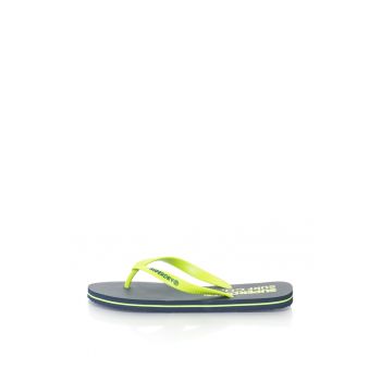 Papuci flip-flop cu aspect texturat