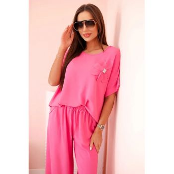 Set de bluza cu maneci scurte si detaliu floral si pantaloni -
