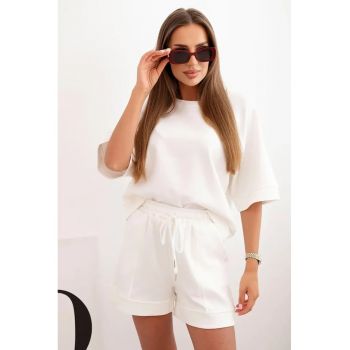 Set de bluza cu maneci scurte si pantaloni scurti -