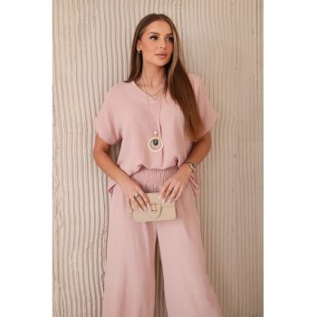 Set de bluza lejera cu colier si pantaloni -