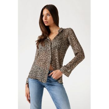 Camasa slim fit cu animal print ieftina