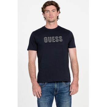 Tricou cu decolteu la baza gatului si imprimeu logo