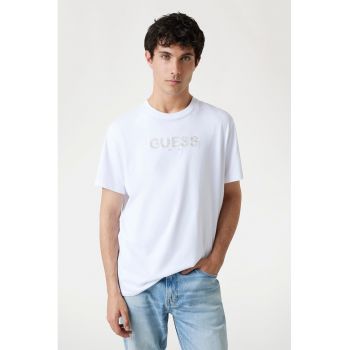Tricou cu decolteu la baza gatului si logo