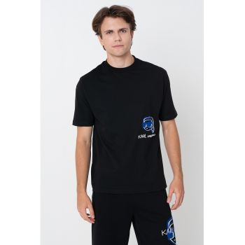 Tricou din bumbac cu decolteu la baza gatului si logo