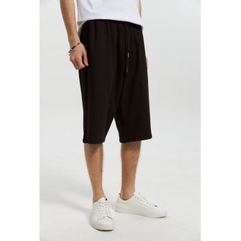 Pantaloni scurti pentru barbati