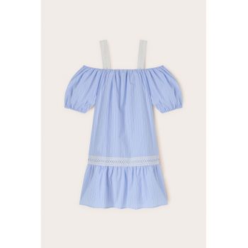 Rochie cu croiala in A si decolteu pe umeri