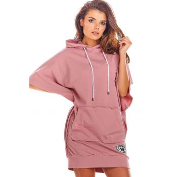 Rochie cu croiala lejera si gluga -