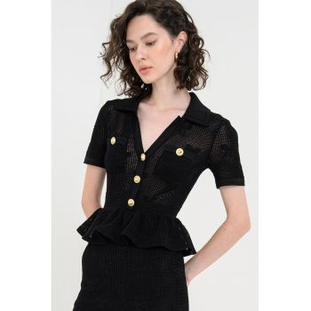Rochie cu perforatii si maneci scurte