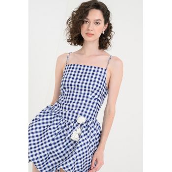 Rochie mini in carouri cu aplicatie decorativa