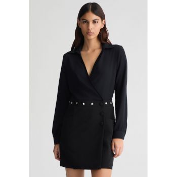Rochie scurta cu model petrecut si decolteu in V