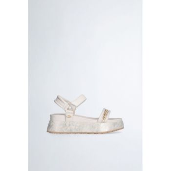 Sandale wedge de piele ecologica cu lant decorativ