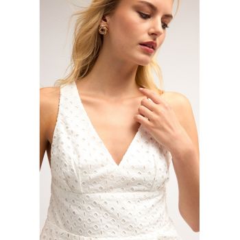 Bluza din dantela sangallo cu decolteu in V