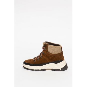 Ghete de piele intoarsa si material textil