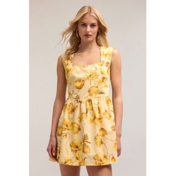 Rochie scurta cu decolteu patrat