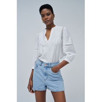 Bluza lejera cu decolteu in V