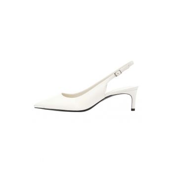 Pantofi de piele cu varf ascutit