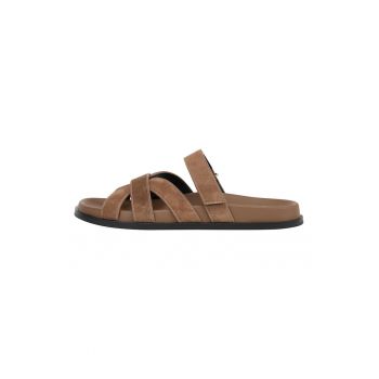 Papuci din piele cu inchidere velcro