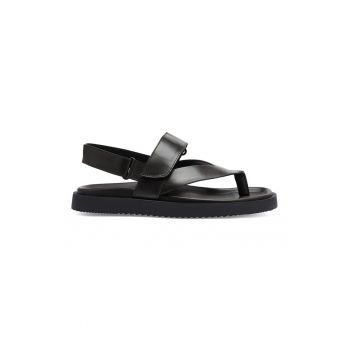 Sandale de piele cu talpa joasa - bareta separatoare si velcro