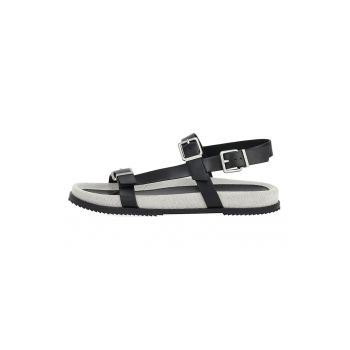 Sandale slingback de piele