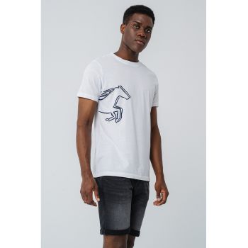 Tricou cu decolteu la baza gatului si imprimeu grafic Austin