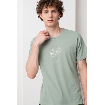 Tricou cu detaliu grafic